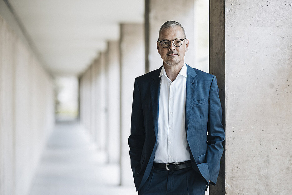 Prof. Dr. Peter Bofinger (Bild: Universität Würzburg)