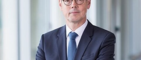 Prof. Dr. Peter Bofinger