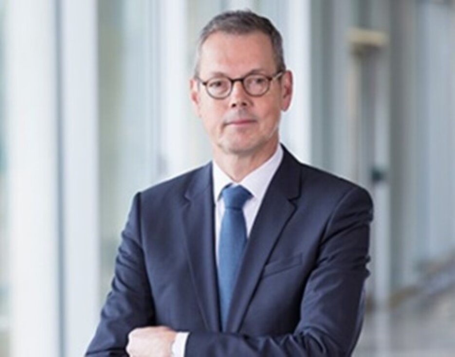 Prof. Dr. Peter Bofinger