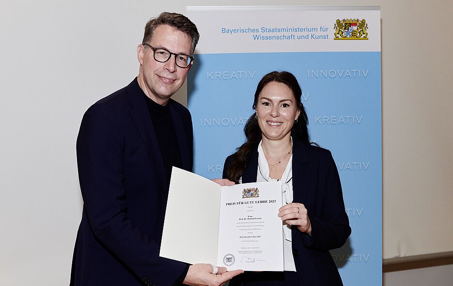 StM Markus Blume und Prof. Dr. Daniela Lorenz (© StMWK/Thomas Riese)